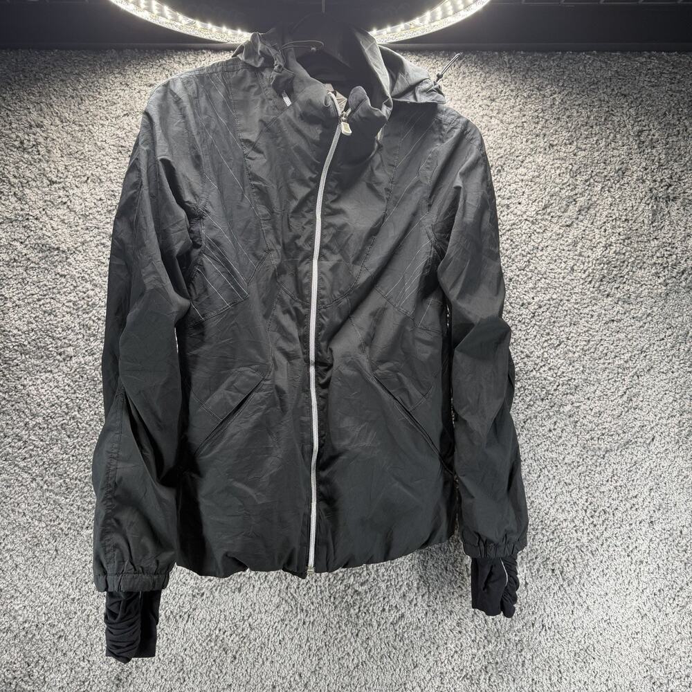 Lululemon Women Size 8 Black Hooded Running Jacket Full Zip Reflective Athletic